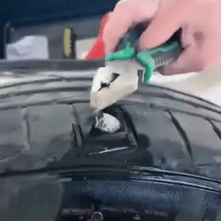 Screw & Go®: Kit de Reparación de 30 Pinchazos (Motos y Carros)